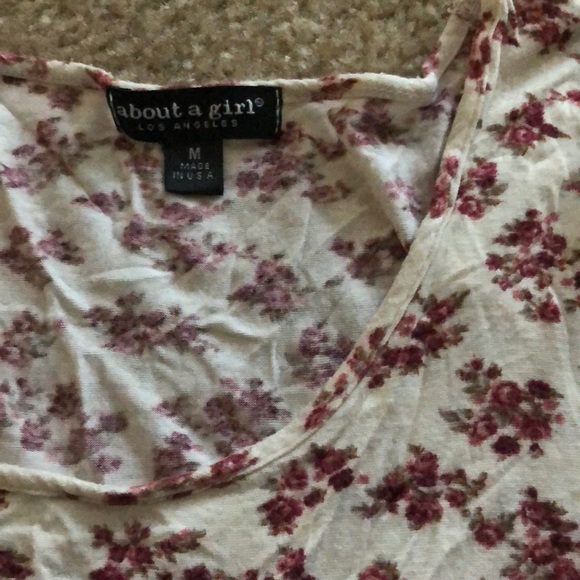 Crop top - Picture 2 of 2